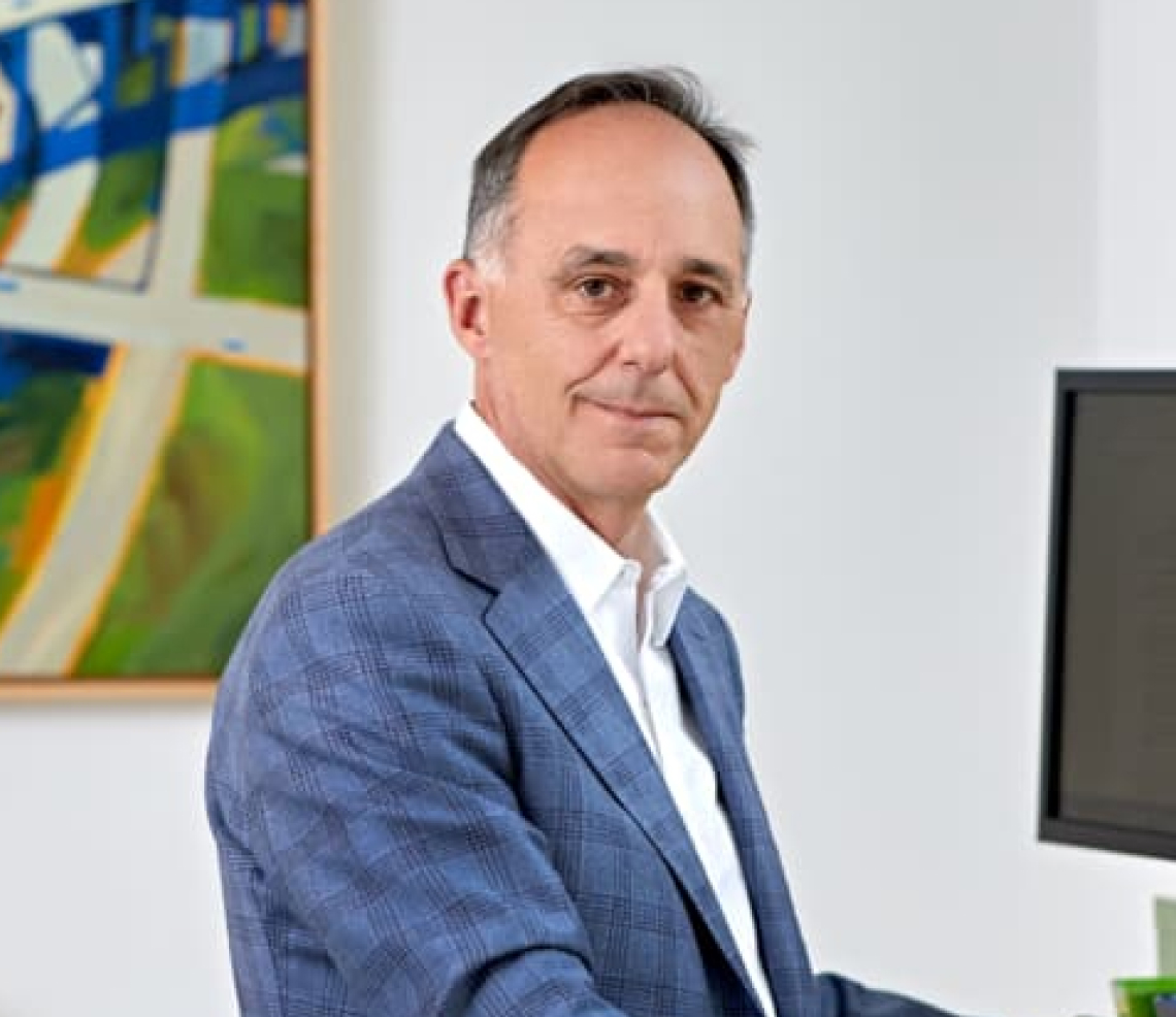 Jim Sutton1